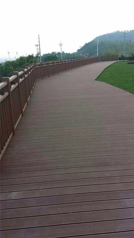 ���̰���