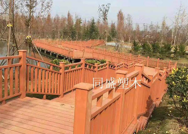 ���̰���