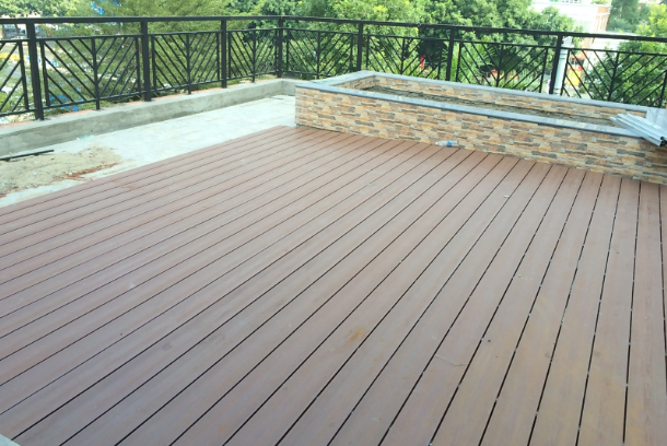 ��ľ�ذ��ڰ��b�ĕr��Ҫ���p϶��ԭ��